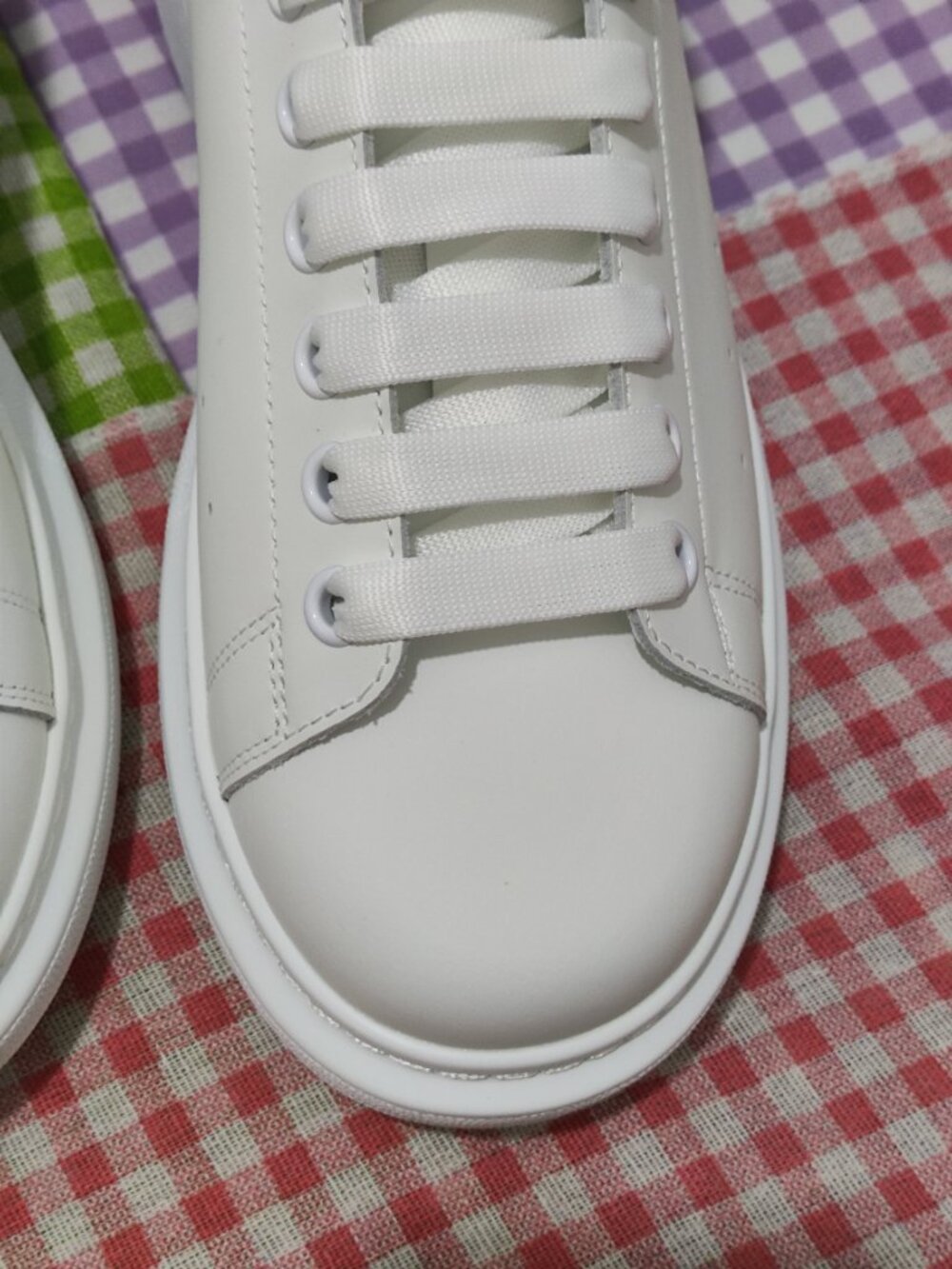 Alexander McQueen sneakers (white and blue) - Picture 3 of 10